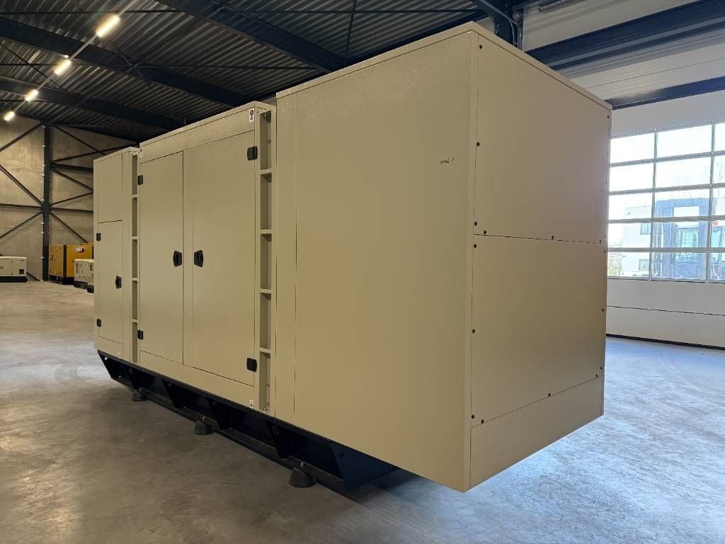 Notstromaggregat des Typs Volvo TWD1744GE - 825 kVA Generator - DPX-18886, Neumaschine in Dordrecht (Bild 3)