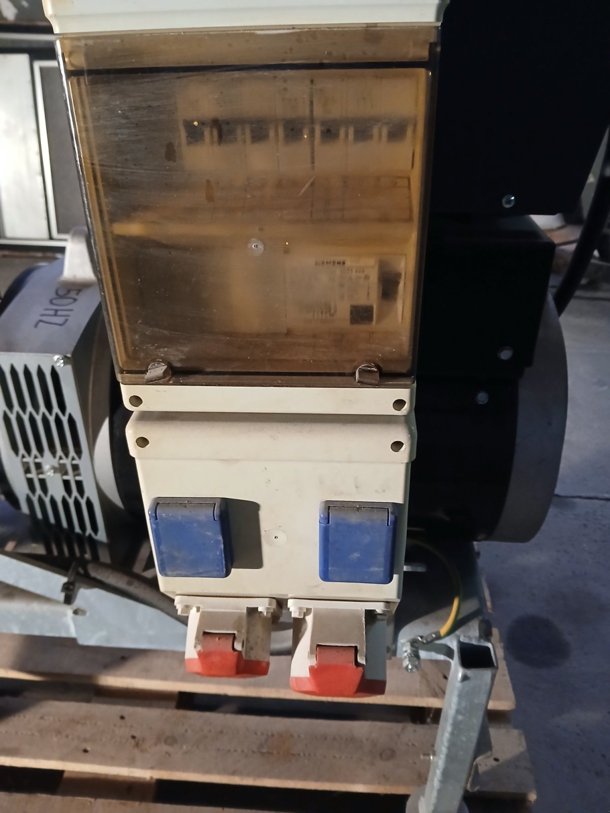 Notstromaggregat του τύπου Zapfwellen Notstromagregath ATNE 30 KVA, Gebrauchtmaschine σε Oxenbronn (Φωτογραφία 7)