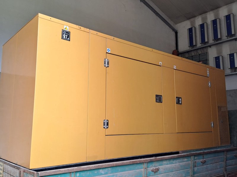 Notstromaggregat del tipo Zeppelin GEH 220, Gebrauchtmaschine en Finsing (Imagen 1)