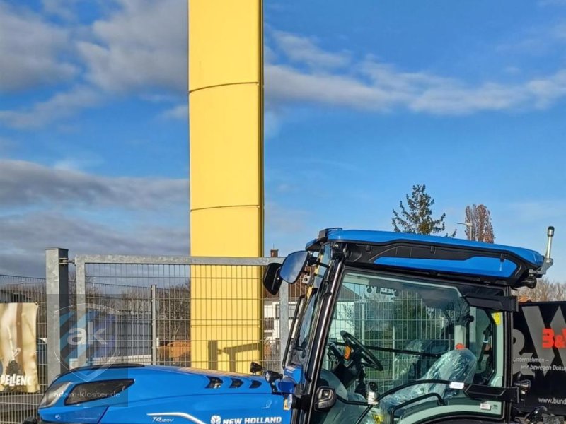 Obstbautraktor des Typs New Holland T4.120VCABSTAGEV, Neumaschine in Mörstadt (Bild 1)