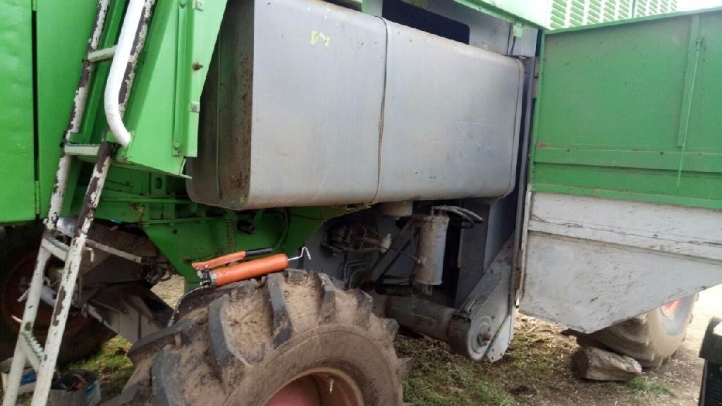 Oldtimer-Mähdrescher tipa CLAAS 118 Maxi, Neumaschine u Херсон (Slika 3)