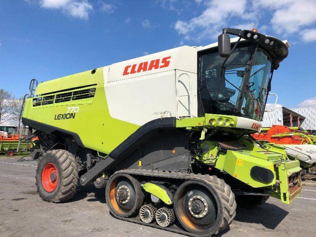 Oldtimer-Mähdrescher des Typs CLAAS Lexion 480, Neumaschine in Рівне (Bild 1)