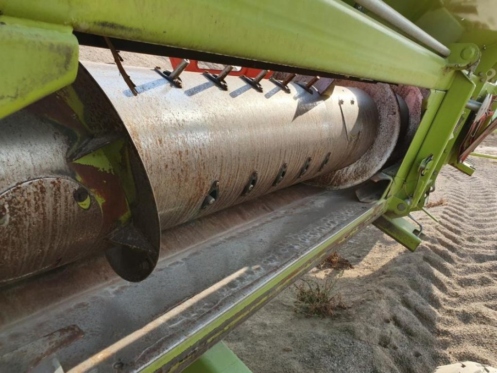 Oldtimer-Mähdrescher a típus CLAAS Lexion 560, Neumaschine ekkor: Здолбунів (Kép 8)