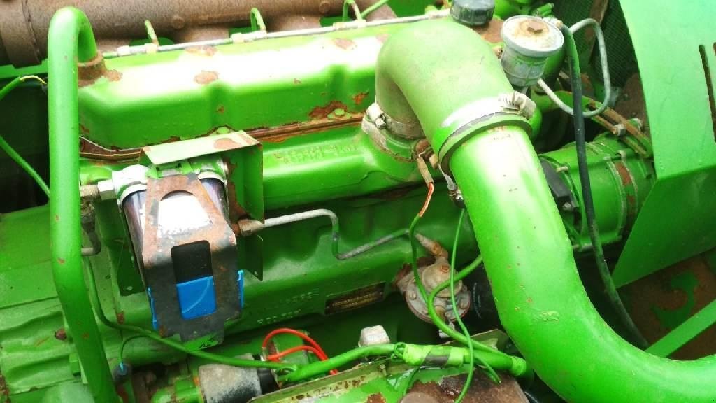 Oldtimer-Mähdrescher des Typs John Deere 1032, Neumaschine in Херсон (Bild 2)