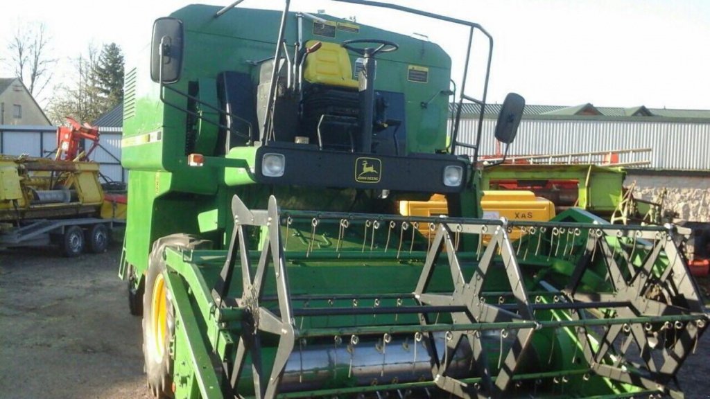 Oldtimer-Mähdrescher des Typs John Deere 1052, Neumaschine in Червоноград (Bild 4)