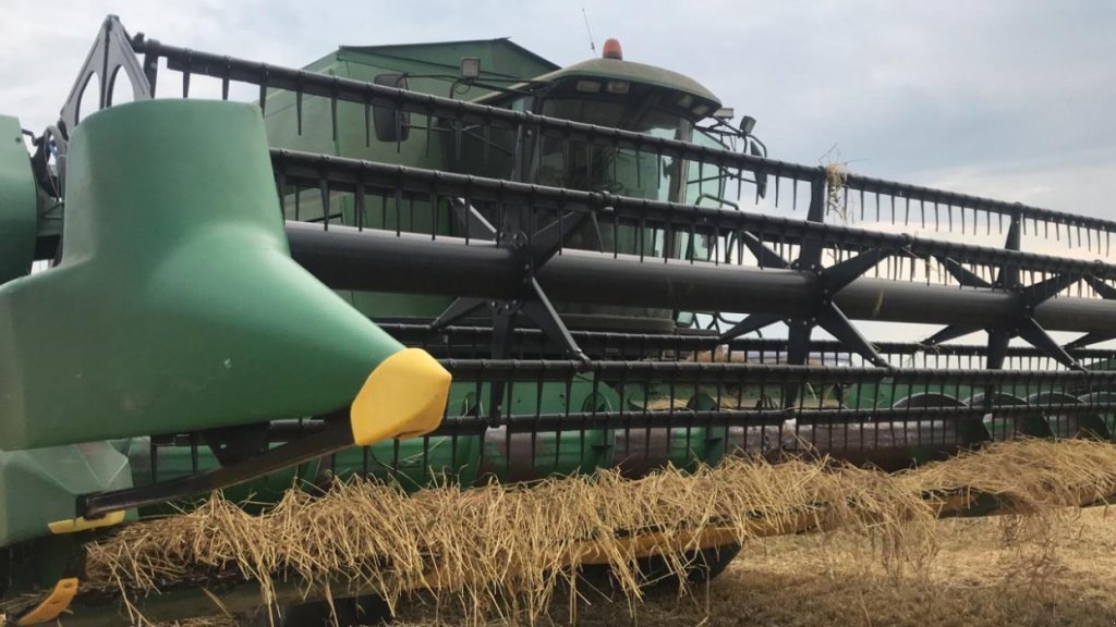 Oldtimer-Mähdrescher des Typs John Deere 2066, Neumaschine in Тернопіль (Bild 6)