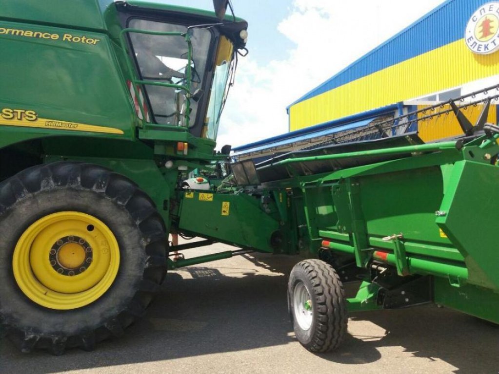 Oldtimer-Mähdrescher typu John Deere 9880i STS, Neumaschine v Київ (Obrázek 4)