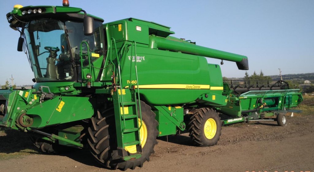 Oldtimer-Mähdrescher typu John Deere T660, Gebrauchtmaschine v Харків (Obrázek 1)