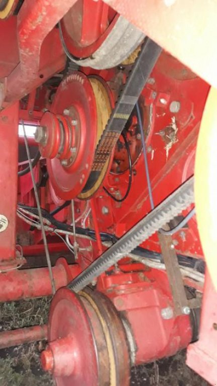 Oldtimer-Mähdrescher typu Massey Ferguson 307, Neumaschine v Шпола (Obrázok 8)