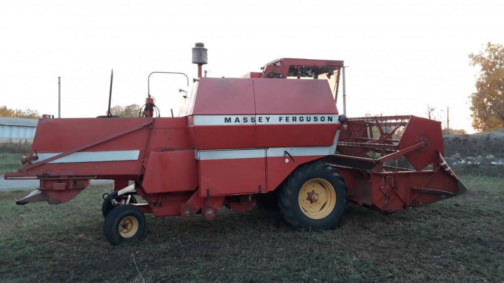 Oldtimer-Mähdrescher typu Massey Ferguson 307, Neumaschine v Шпола (Obrázek 3)