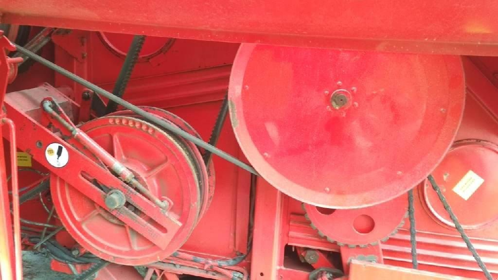 Oldtimer-Mähdrescher a típus Massey Ferguson 440, Neumaschine ekkor: Херсон (Kép 3)