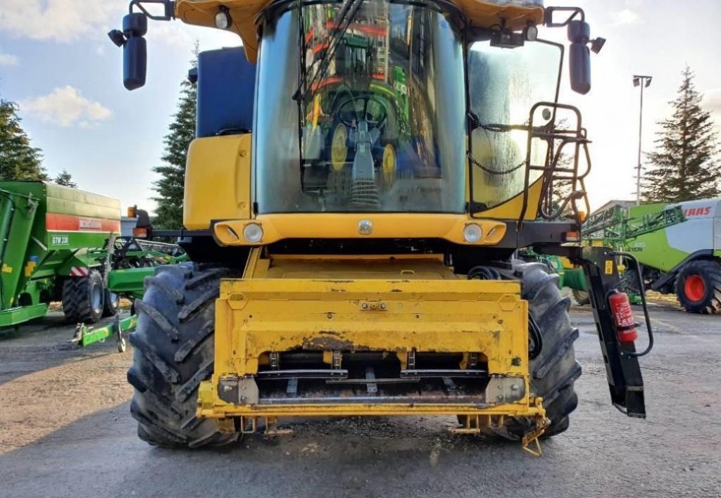 Oldtimer-Mähdrescher типа New Holland CX 8080 FSH, Gebrauchtmaschine в Київ (Фотография 4)