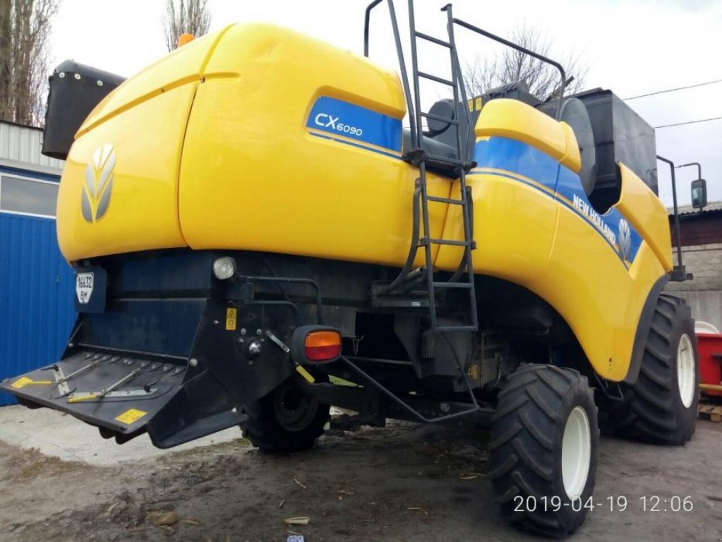 Oldtimer-Mähdrescher a típus New Holland CX6090, Neumaschine ekkor: Миколаїв (Kép 5)