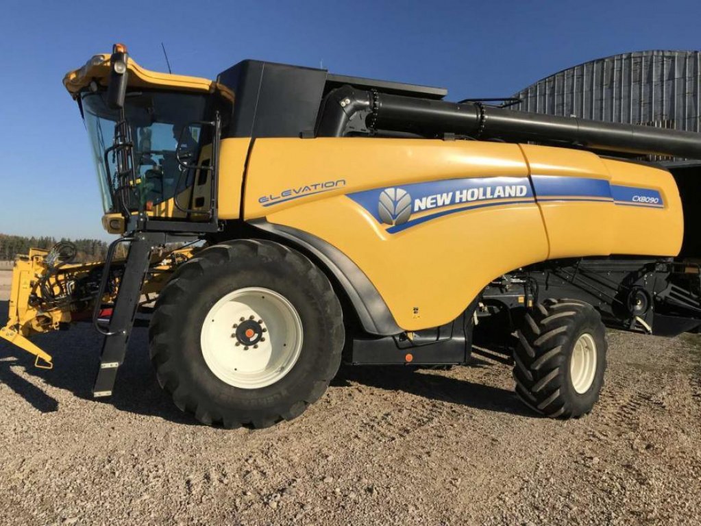 Oldtimer-Mähdrescher typu New Holland CX8090 Elevation, Neumaschine v Біла Церква (Obrázek 1)