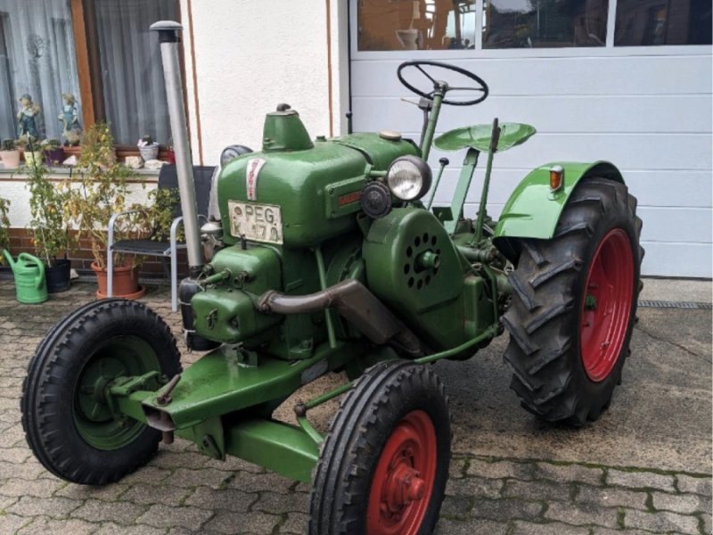 Oldtimer-Traktor des Typs Allgaier R 18, Gebrauchtmaschine in Freudenberg