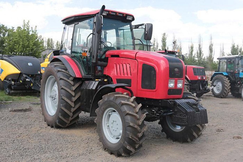 Oldtimer-Traktor typu Belarus Беларус-2022.3, Neumaschine v Миколаїв (Obrázek 1)