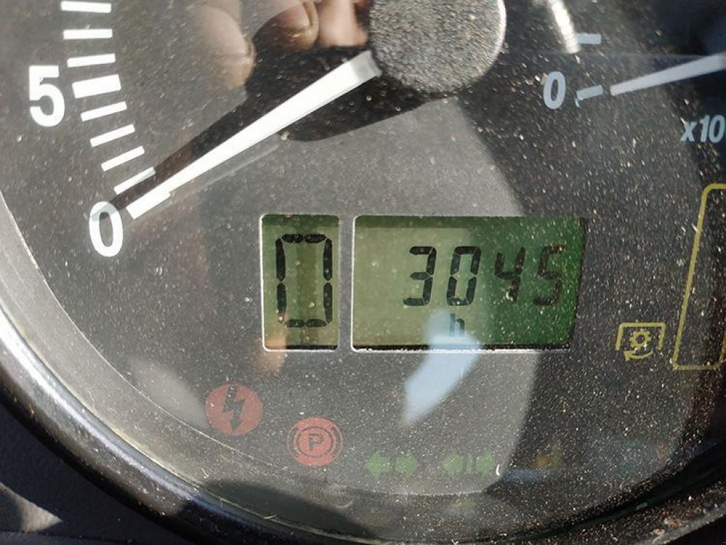 Oldtimer-Traktor typu Belarus Беларус-3022, Neumaschine v Миколаїв (Obrázek 2)