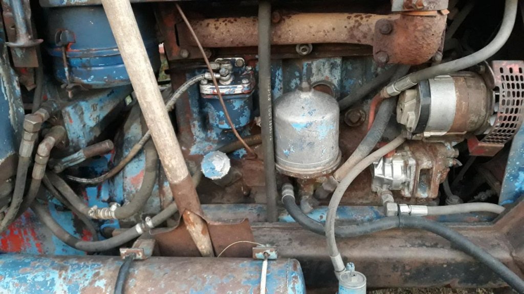 Oldtimer-Traktor typu Belarus Беларус-82, Neumaschine v Шпола (Obrázek 5)