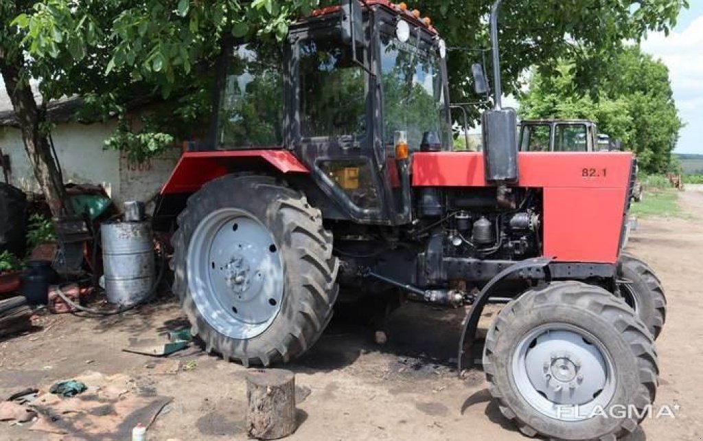 Oldtimer-Traktor des Typs Belarus Беларус-82, Neumaschine in Херсон (Bild 3)