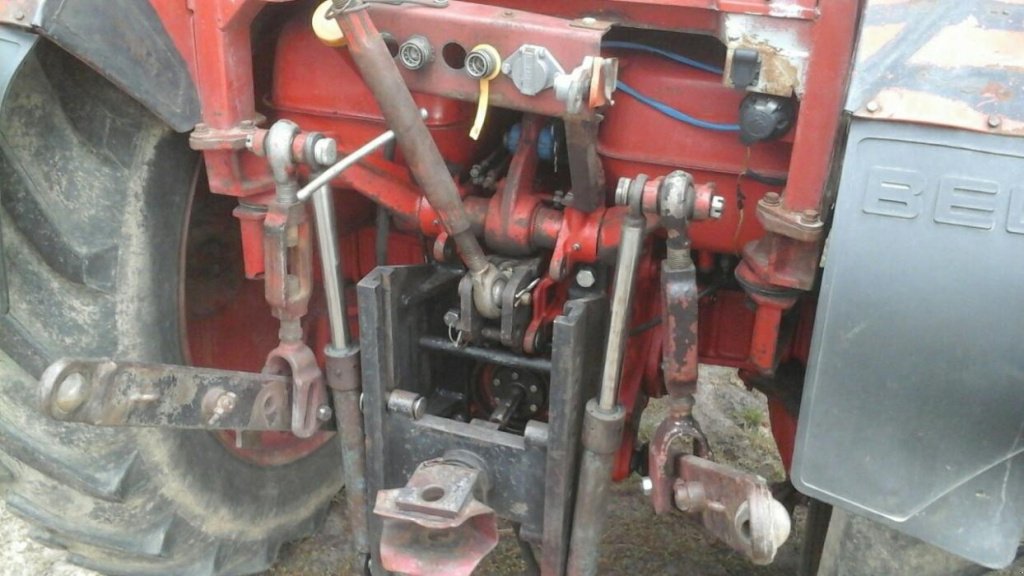 Oldtimer-Traktor typu Belarus Беларус-82, Neumaschine v Червоноград (Obrázek 10)