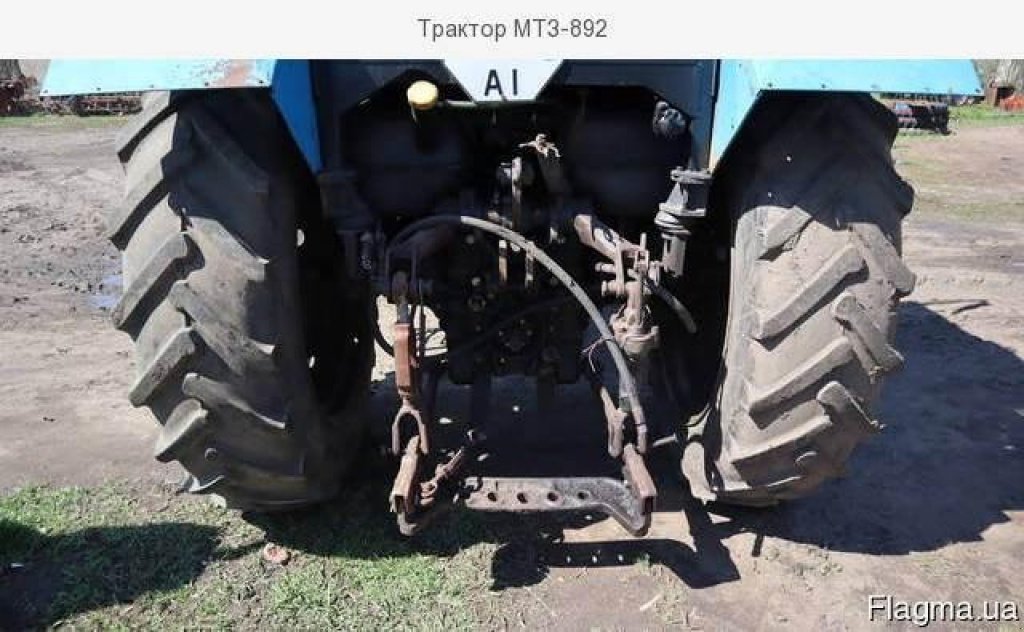 Oldtimer-Traktor des Typs Belarus Беларус-892, Neumaschine in Херсон (Bild 2)