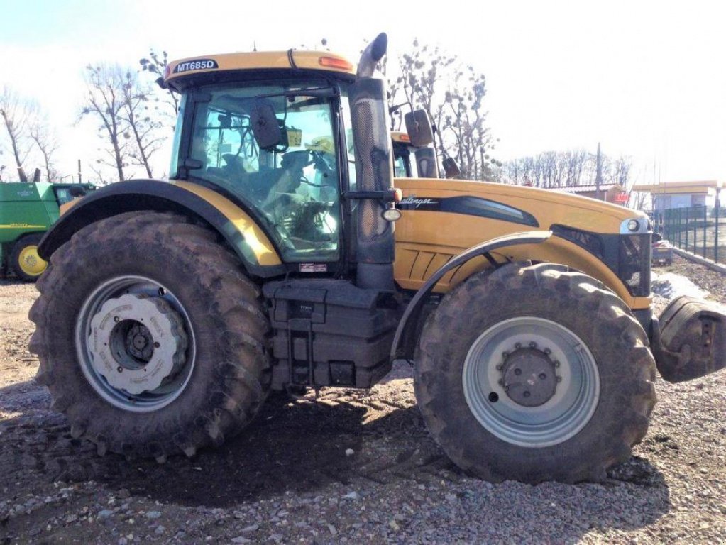Oldtimer-Traktor typu CHALLENGER MT685D, Neumaschine v Київ (Obrázek 6)