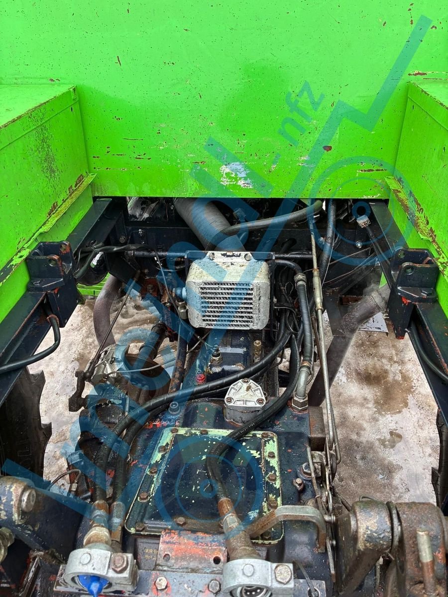 Oldtimer-Traktor of the type Deutz-Fahr Intrac 2004, Gebrauchtmaschine in Eferding (Picture 4)