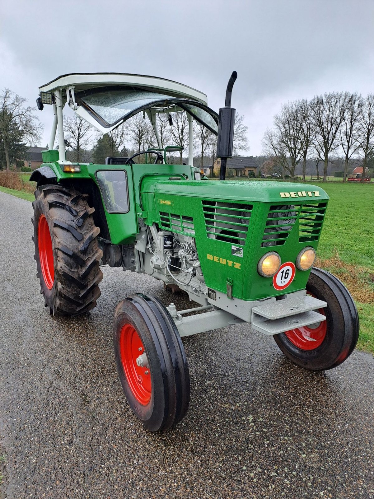 Oldtimer-Traktor vrste Deutz D 6006, Gebrauchtmaschine v Wierden (Slika 2)