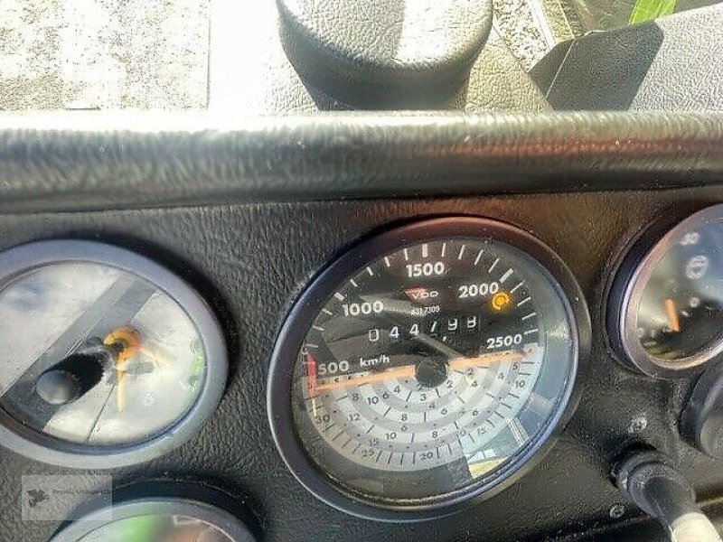 Oldtimer-Traktor des Typs Deutz Intrac 2004 A-S Neuwertig! H-Kennzeichen 1.Hand Oldtimer, Gebrauchtmaschine in Gevelsberg (Bild 13)