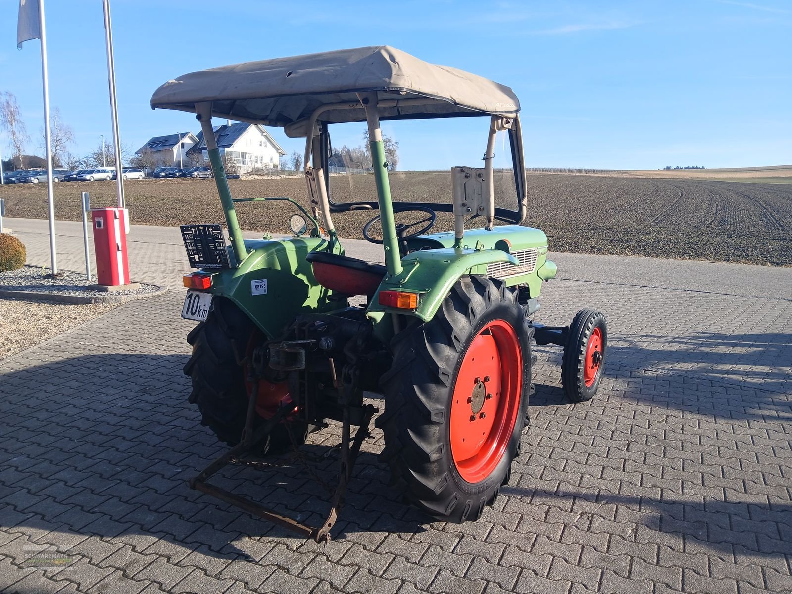 Oldtimer-Traktor van het type Fendt Farmer 1 Z Traktor, Gebrauchtmaschine in Aurolzmünster (Foto 4)
