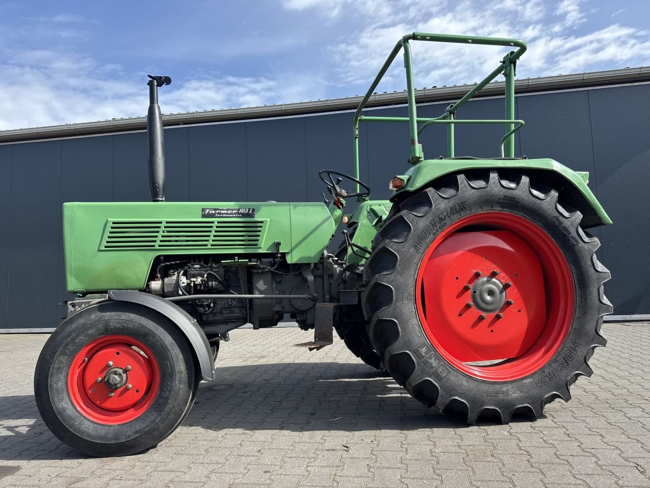 Oldtimer-Traktor des Typs Fendt farmer 103 S, Gebrauchtmaschine in Nieuw Heeten (Bild 3)