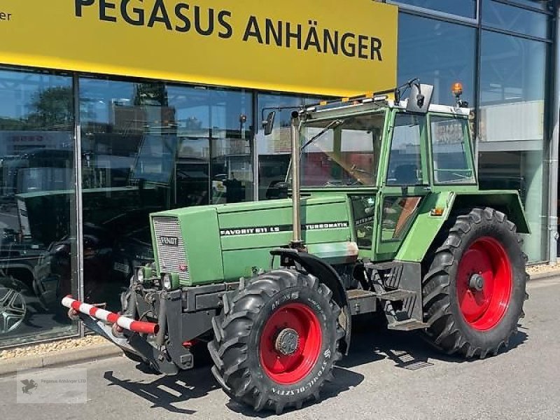 Oldtimer-Traktor des Typs Fendt Favorit 611 LS Traktor Schlepper OLDTIMER H-Kennzeichen, Gebrauchtmaschine in Gevelsberg (Bild 2)