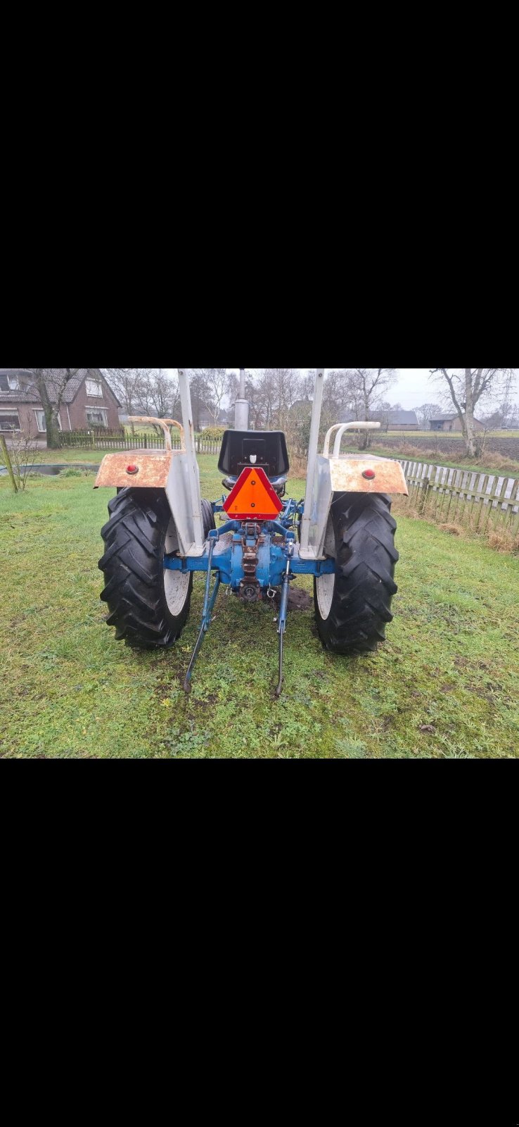 Oldtimer-Traktor typu Ford 2000, Gebrauchtmaschine v voorthuizen (Obrázek 4)