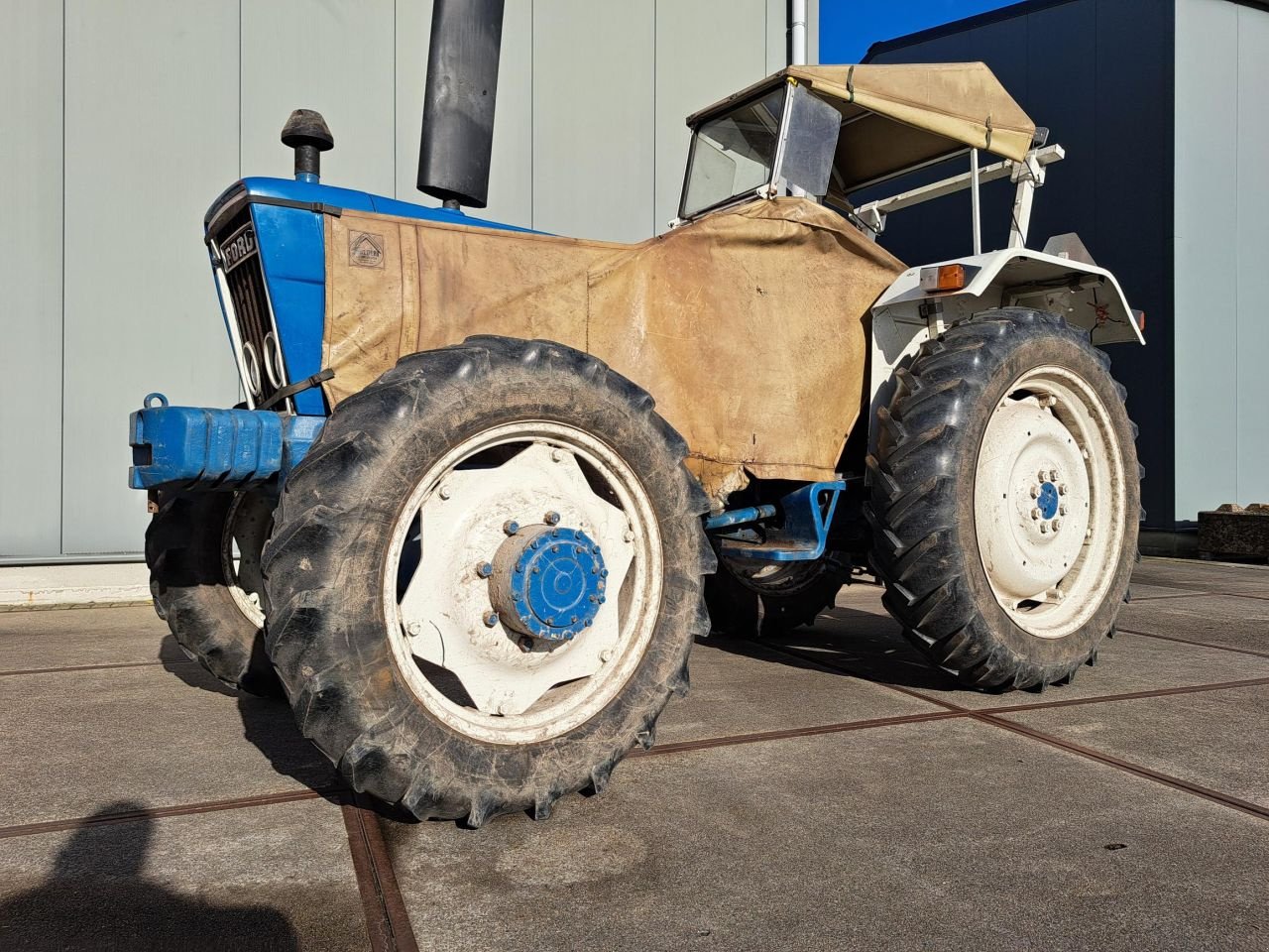 Oldtimer-Traktor tipa Ford 5600, Gebrauchtmaschine u Noordwijkerhout (Slika 7)
