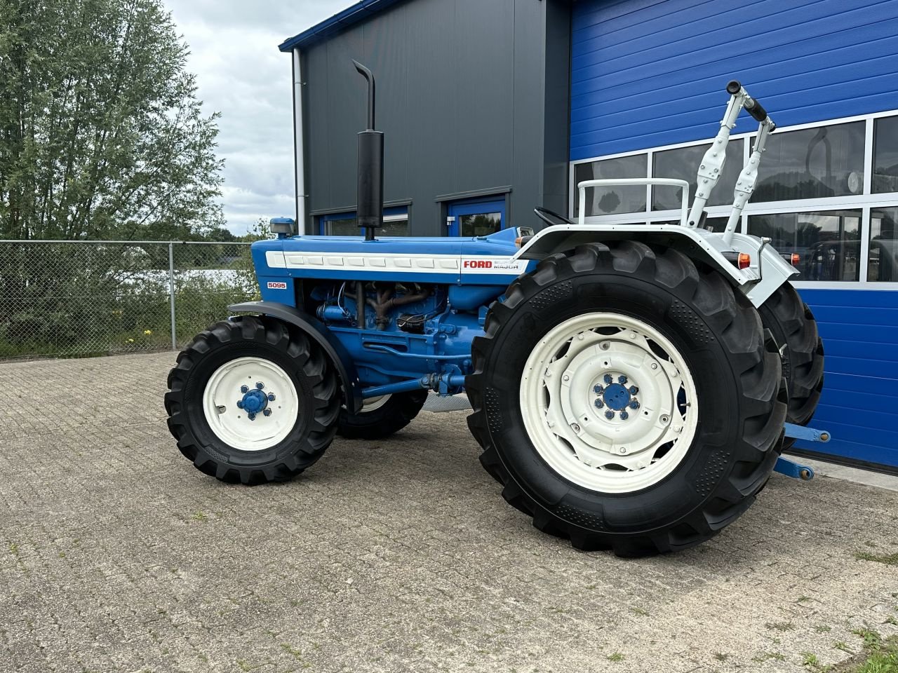 Oldtimer-Traktor tipa Ford Super major 5095, Gebrauchtmaschine u Nieuw-Weerdinge (Slika 4)
