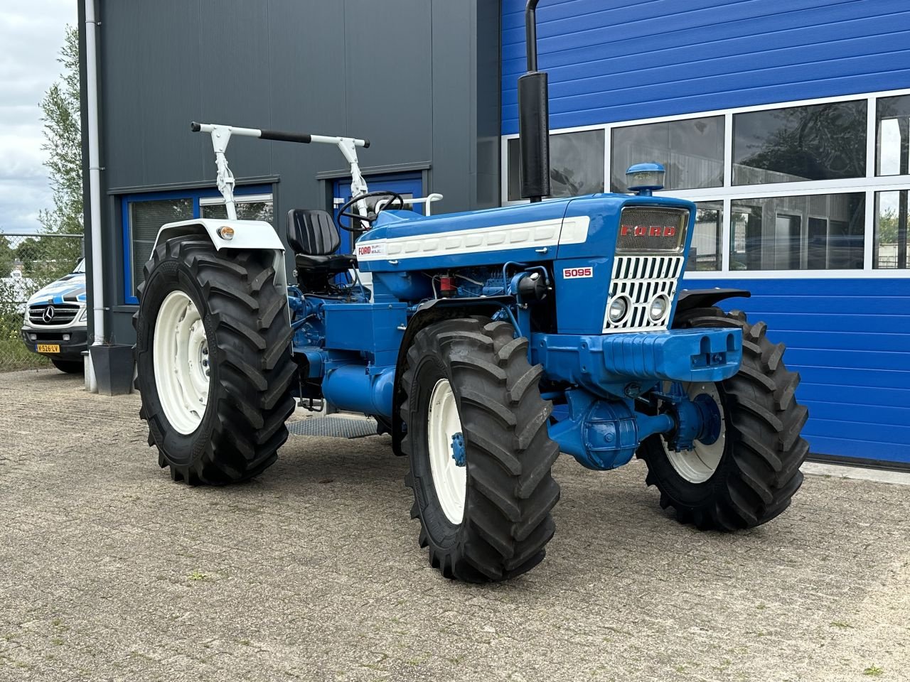 Oldtimer-Traktor tipa Ford Super major 5095, Gebrauchtmaschine u Nieuw-Weerdinge (Slika 2)
