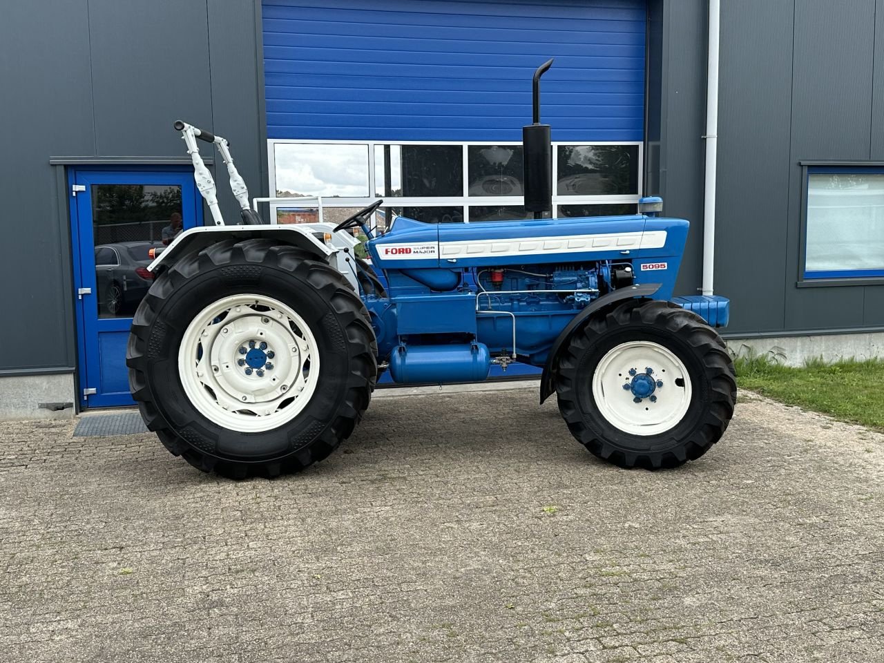 Oldtimer-Traktor tipa Ford Super major 5095, Gebrauchtmaschine u Nieuw-Weerdinge (Slika 3)