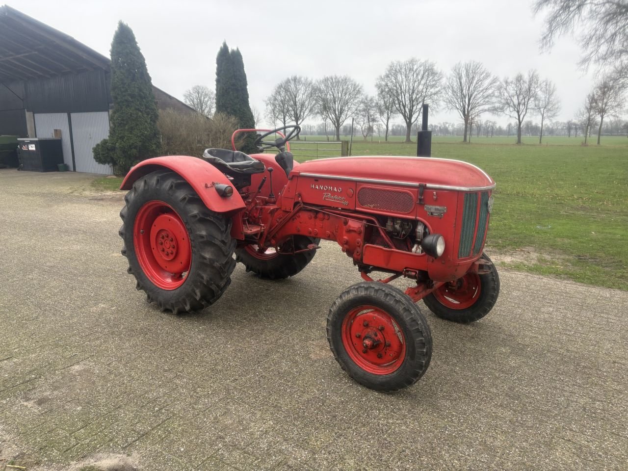 Oldtimer-Traktor типа Hanomag Perfect 400, Gebrauchtmaschine в Staphorst (Фотография 2)
