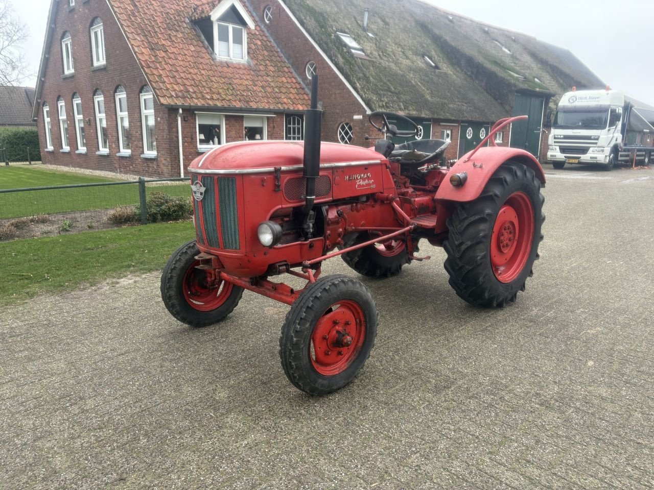 Oldtimer-Traktor типа Hanomag Perfect 400, Gebrauchtmaschine в Staphorst (Фотография 1)