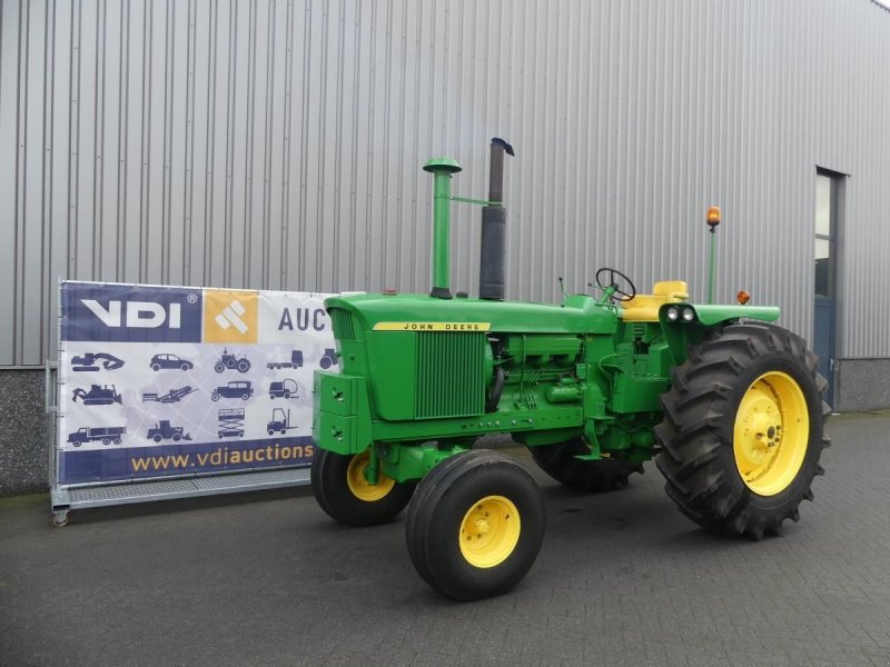 Oldtimer-Traktor of the type John Deere 4620, Gebrauchtmaschine in Deurne (Picture 1)