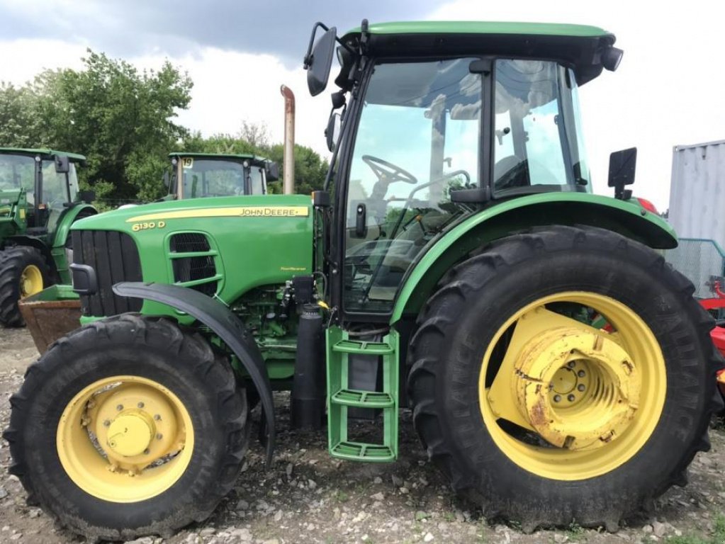 Oldtimer-Traktor a típus John Deere 6130D, Neumaschine ekkor: Київ (Kép 2)