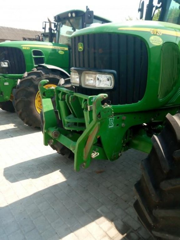 Oldtimer-Traktor del tipo John Deere 6920, Neumaschine en Звенигородка (Imagen 8)