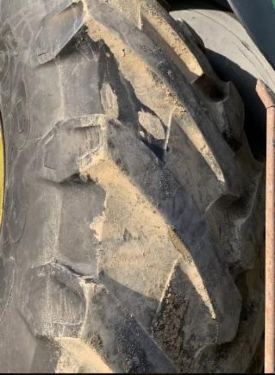 Oldtimer-Traktor del tipo John Deere 6930, Neumaschine In Київ (Immagine 6)