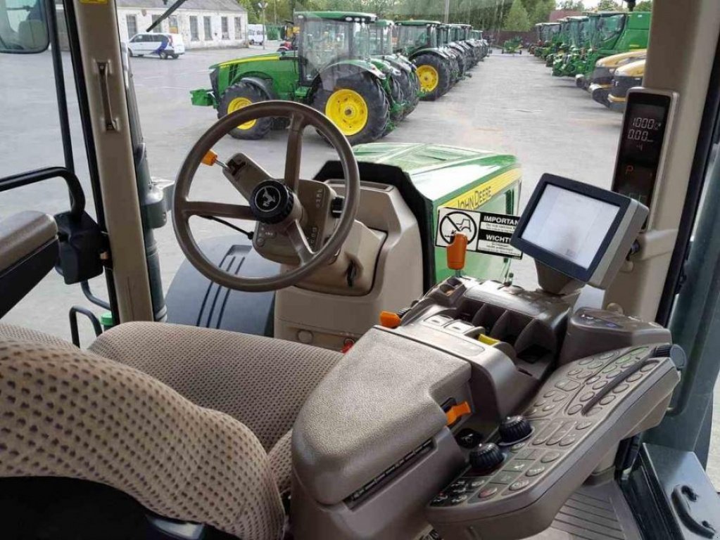 Oldtimer-Traktor typu John Deere 7230R, Neumaschine w Путрівка (Zdjęcie 11)