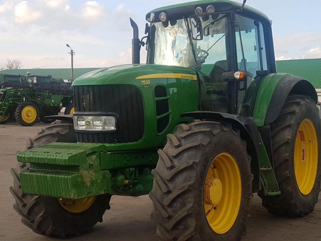 Oldtimer-Traktor tip John Deere 7530 Premium, Neumaschine in Путрівка (Poză 3)