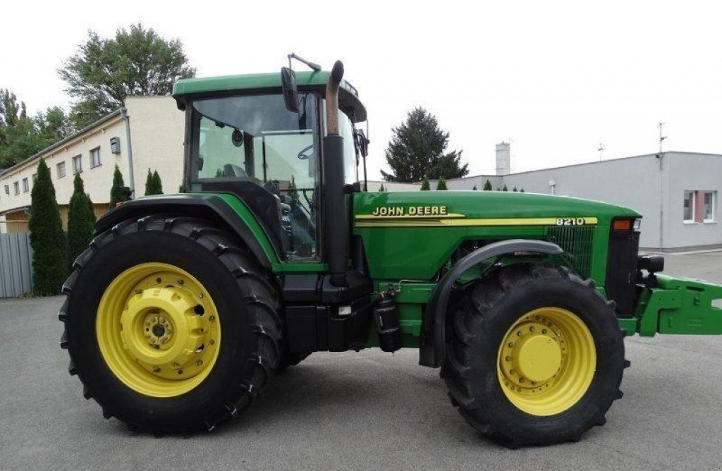 Oldtimer-Traktor typu John Deere 8210, Neumaschine v Полтава (Obrázek 2)