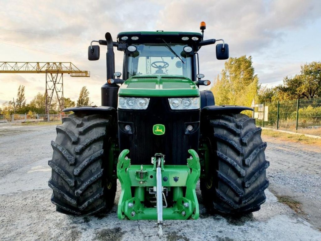Oldtimer-Traktor typu John Deere 8285R, Neumaschine v Біла Церква (Obrázek 2)