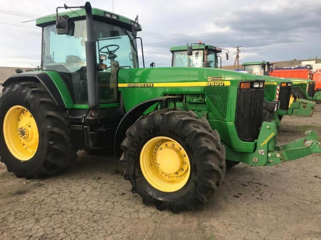 Oldtimer-Traktor a típus John Deere 8400, Neumaschine ekkor: Полтава (Kép 1)