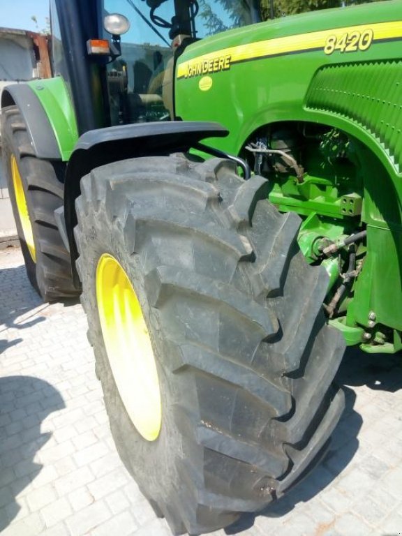 Oldtimer-Traktor tip John Deere 8420, Neumaschine in Звенигородка (Poză 11)