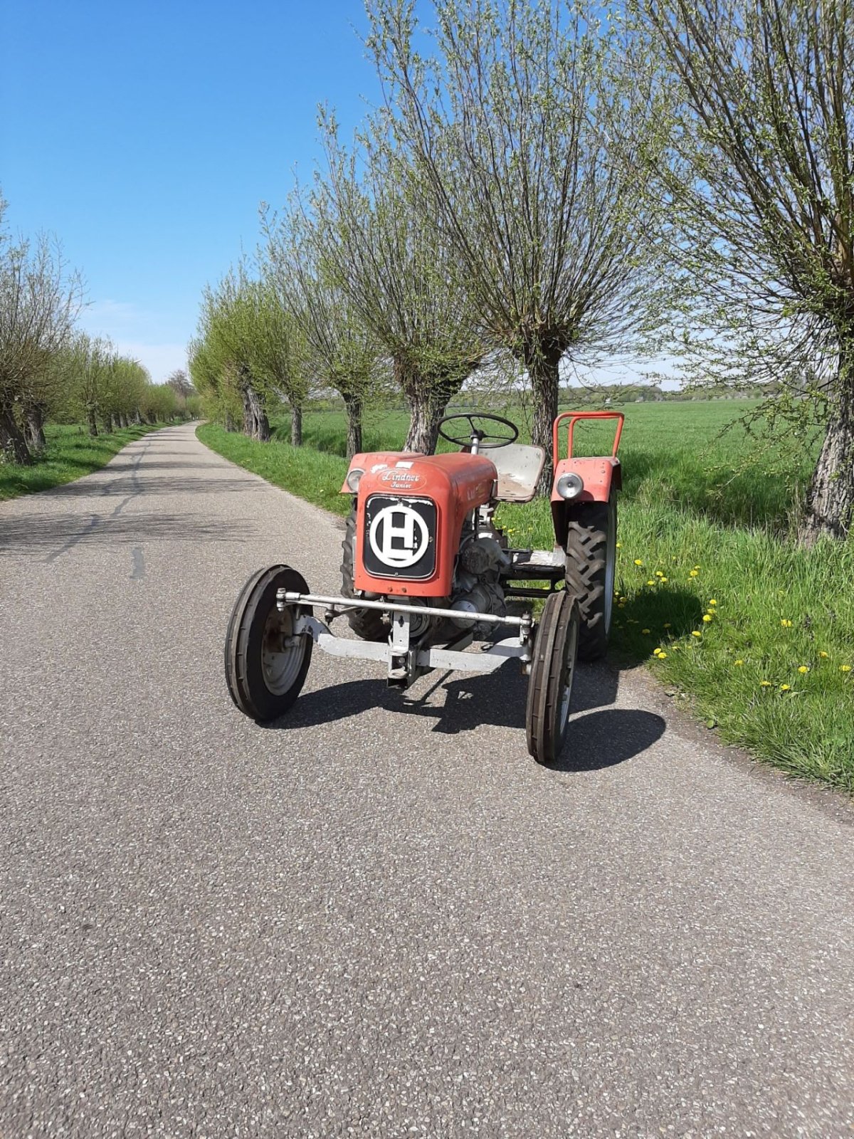 Oldtimer-Traktor tip Lindner HRL9, Gebrauchtmaschine in Breukelen (Poză 1)